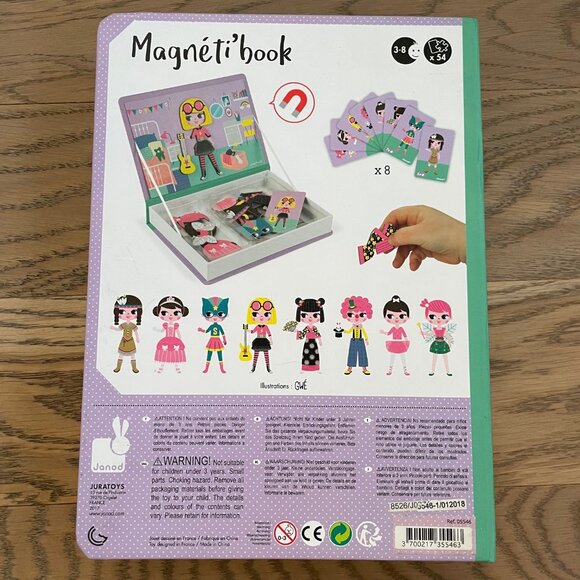 Janod Magnetic Book Girl's Costumes Game - Picture 4 of 4